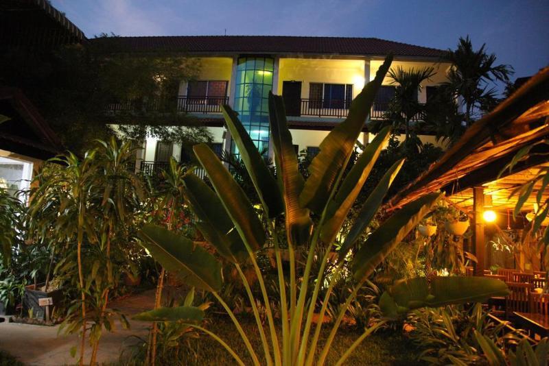 Angkor Secret Garden Inn เสียมราฐ ภายนอก รูปภาพ