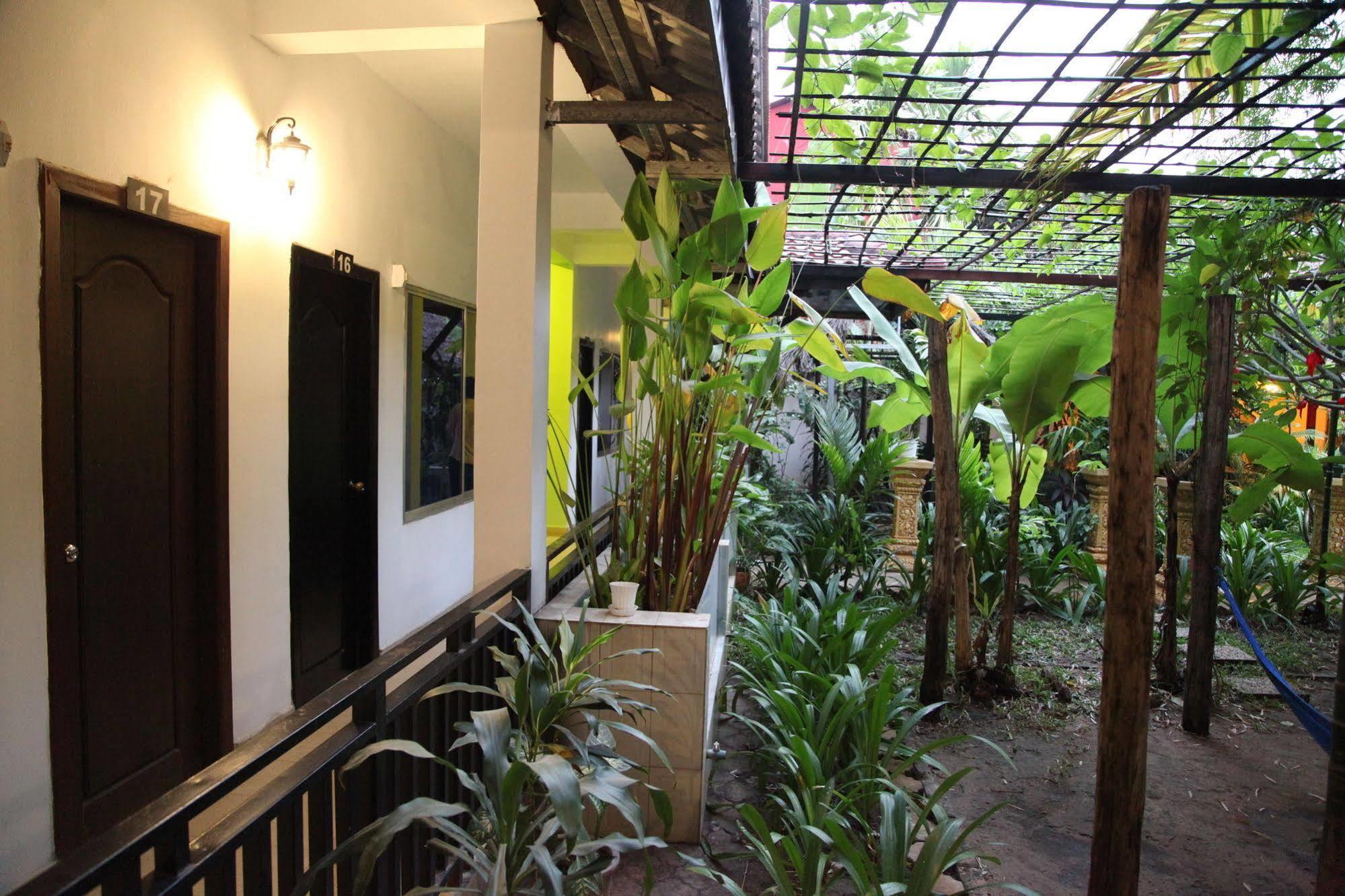 Angkor Secret Garden Inn เสียมราฐ ภายนอก รูปภาพ